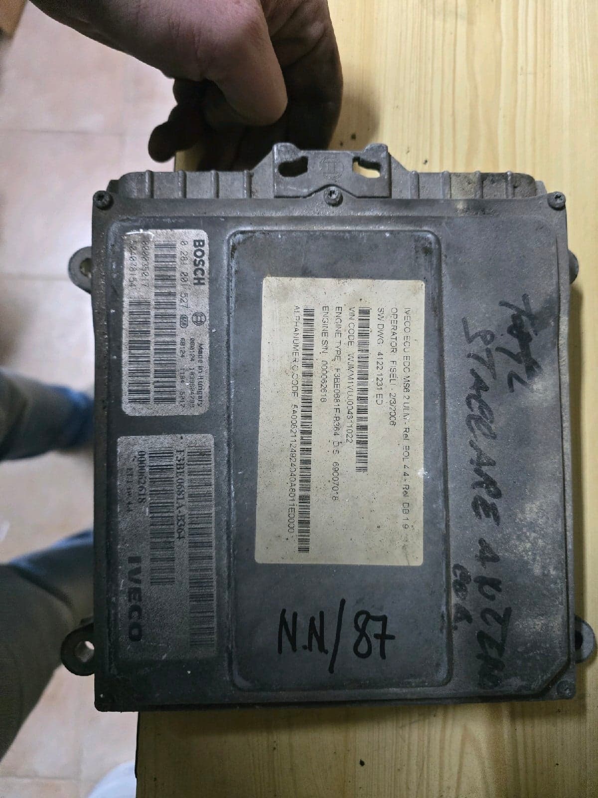 BOSCH 0 281 001 527 - Main