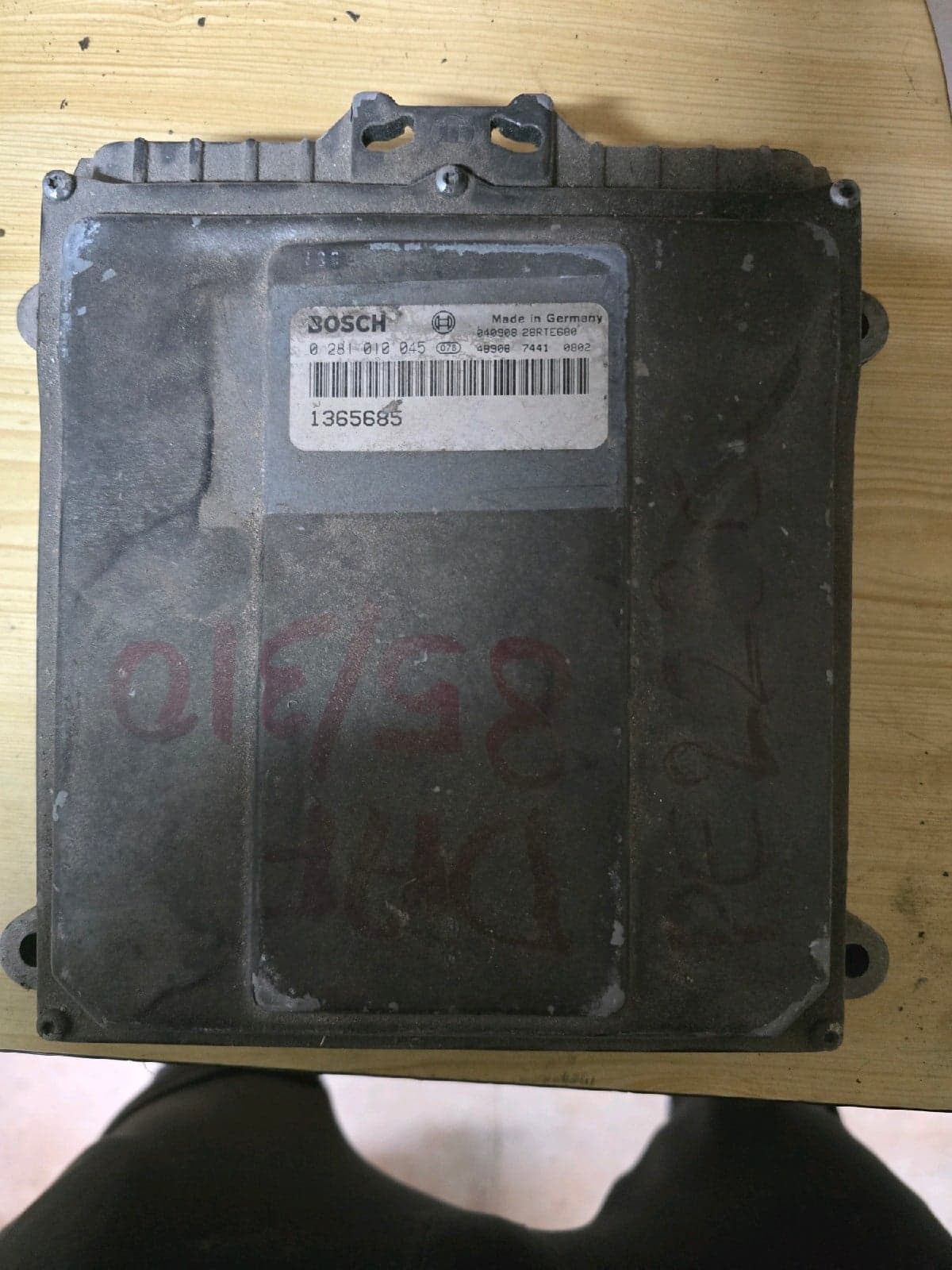 Bosch 0 281 010 045 - DAF 85.310 - Main