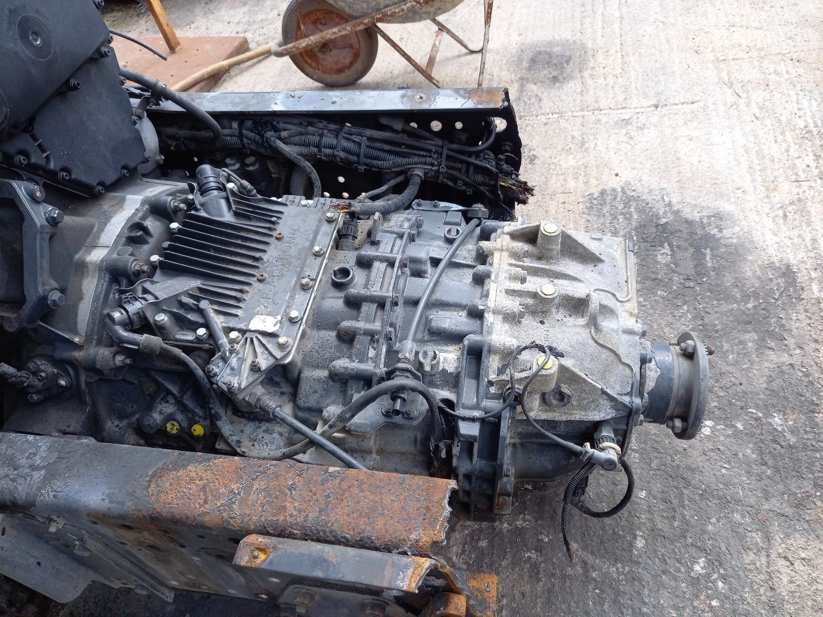 ZF 12AS2330 AUTOMATICO - IVECO 450