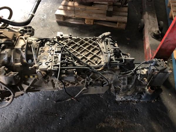 DAF 105.460 - 16s2321 con intarder - Main