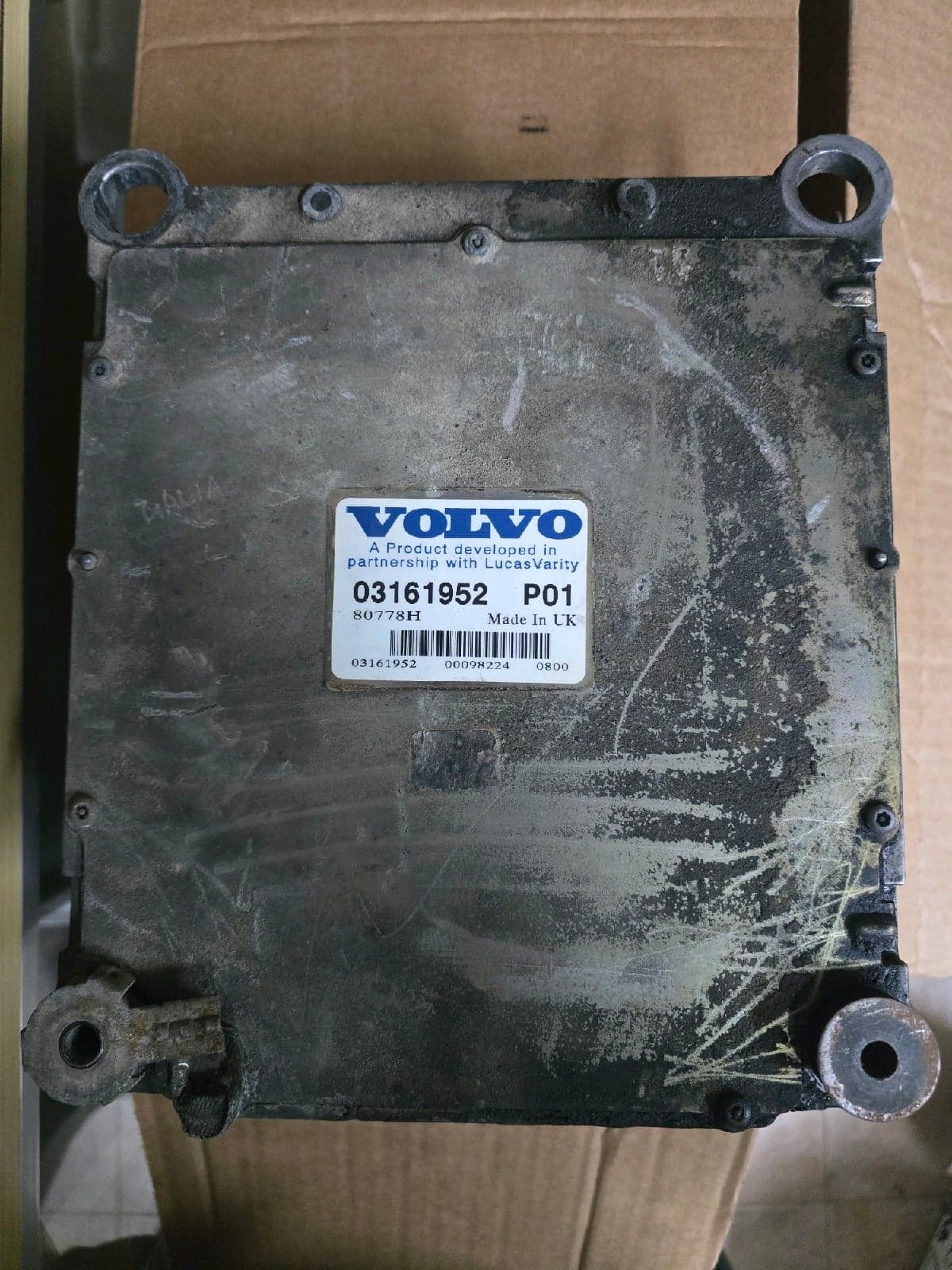 Volvo D12D480 - 03161952 P01 - Main