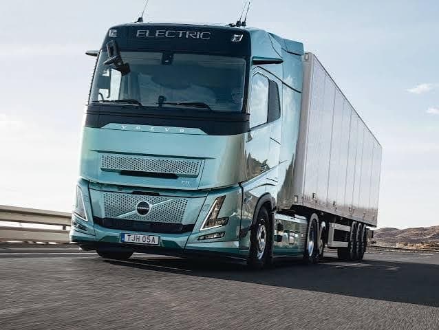 VOLVO TRUCKS PRESENTA IL NUOVO FH AERO EXTENDED RANGE ALLA FIERA  ECOMONDO 2026