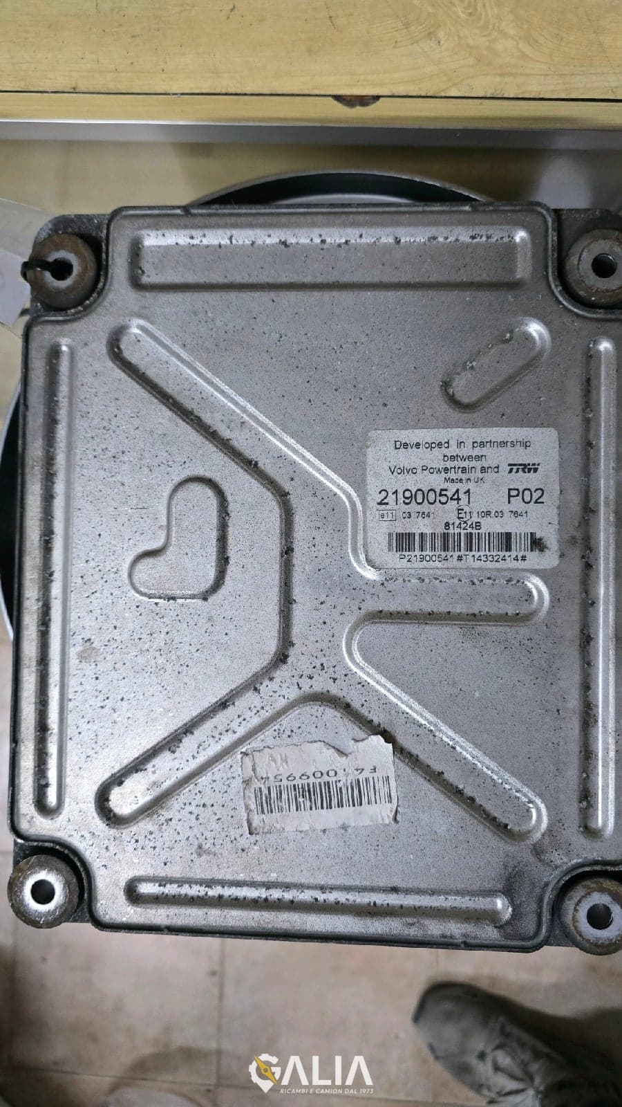  RENAULT MAGNUM 21900541 p02
