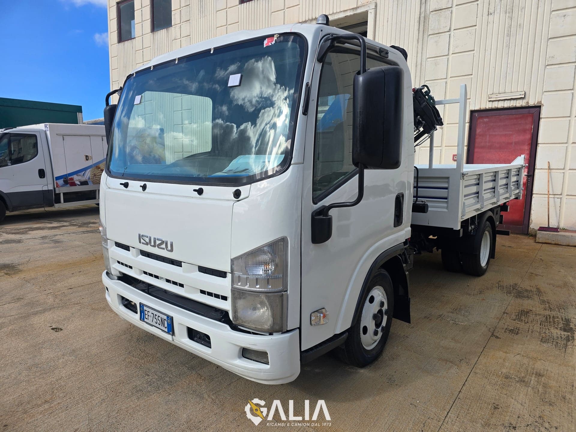 ISUZU NNR85- D5A Euro 5 - Main