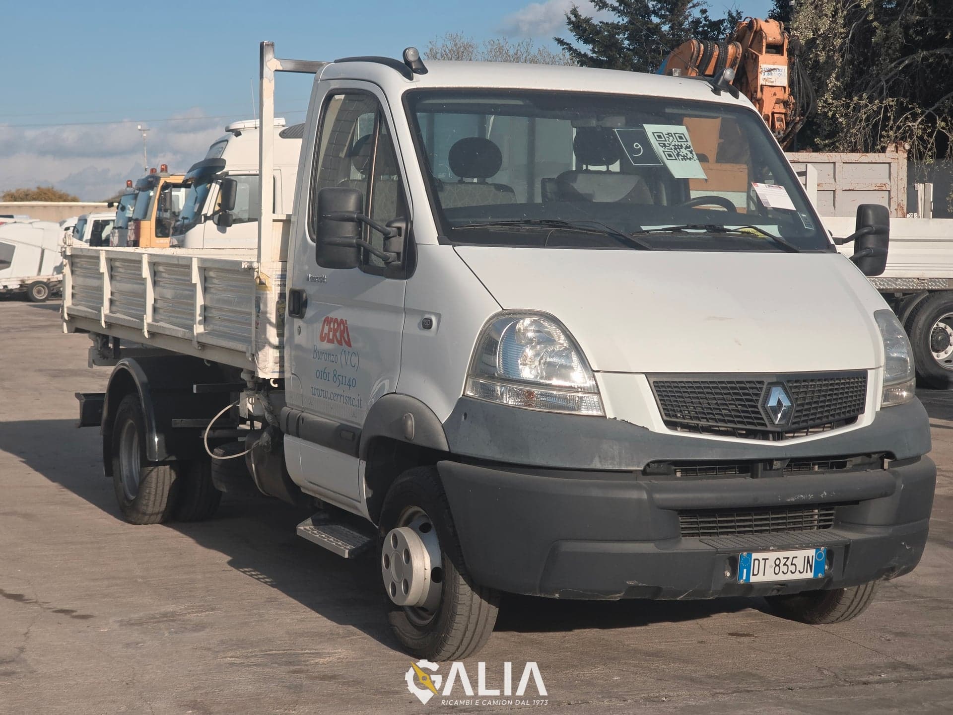 Renault Mascotte 150 - Main
