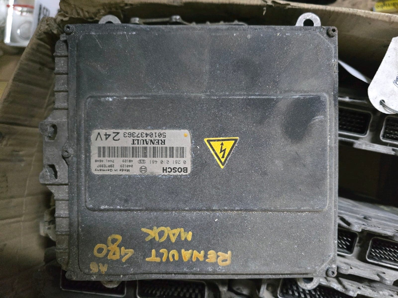 Bosch 0 281 010 481 - Renault Mack 480 - Main