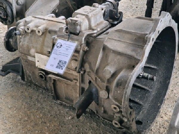 NISSAN M5-25 E - Main