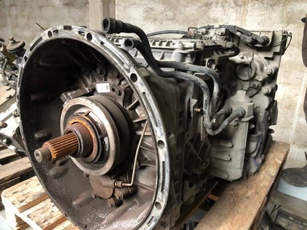 RENAULT PREMIUM 460 E5 - AT2412D con retarder - Main