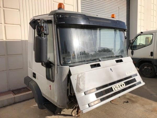 IVECO EUROTRAKKER 420 - Main
