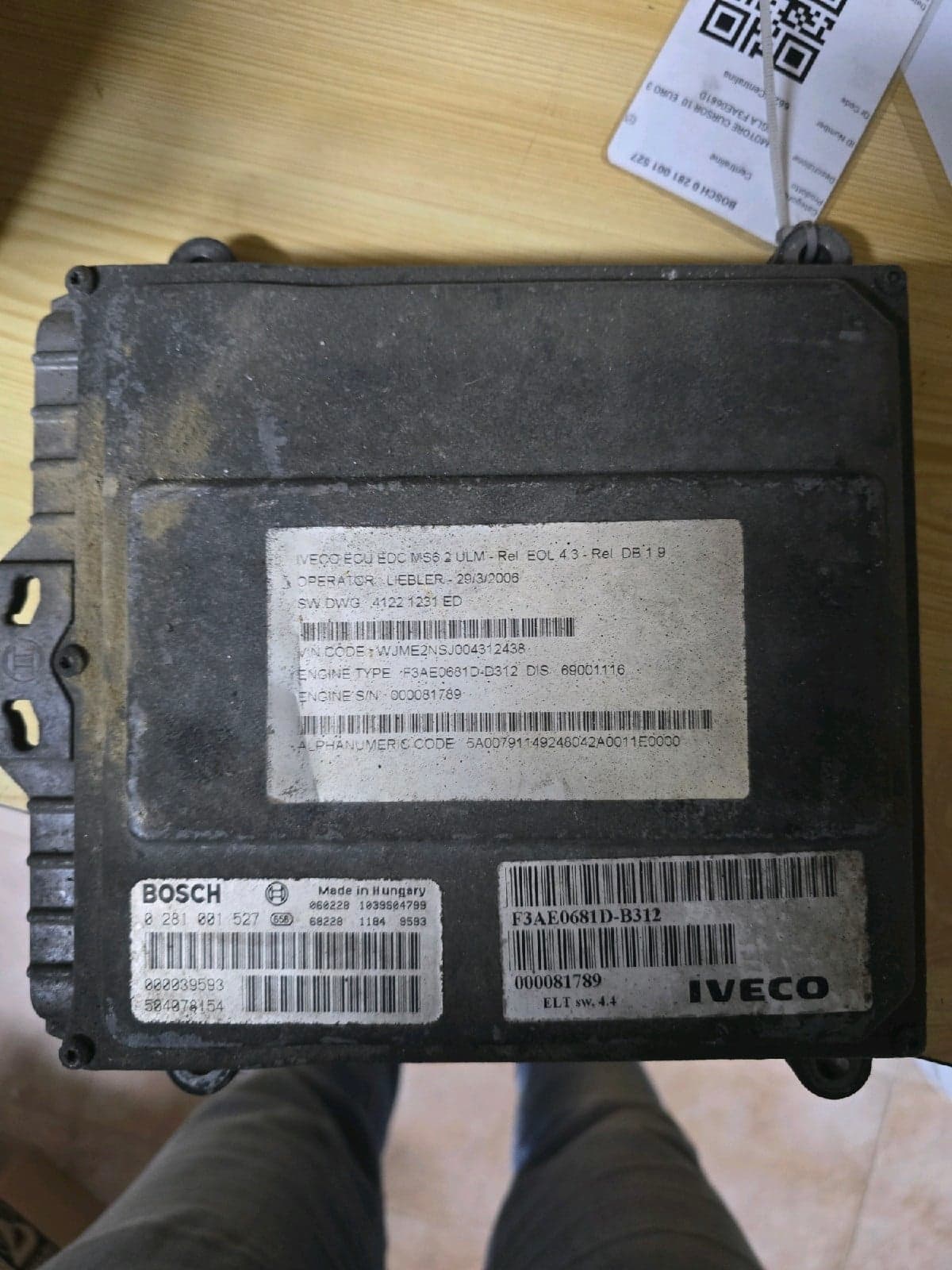 BOSCH 0 281 001 527 - Main