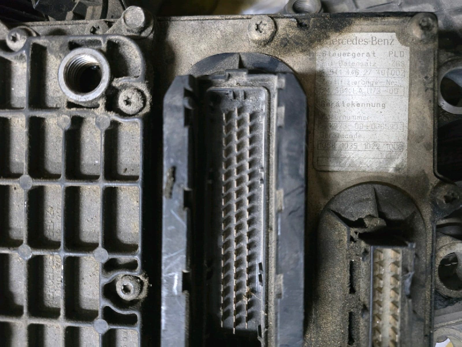MERCEDES OM501LA III - 000 150 08 79 ZGS 001 - Main