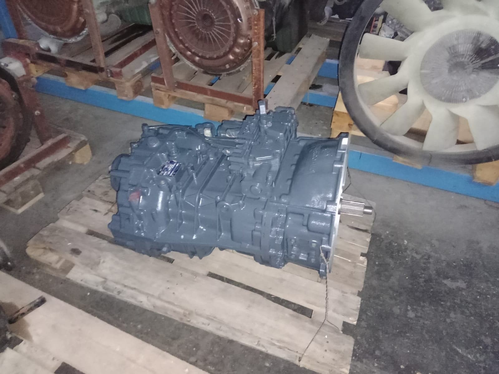 VOLVO 290CV - ZF 9S1110TO - Main