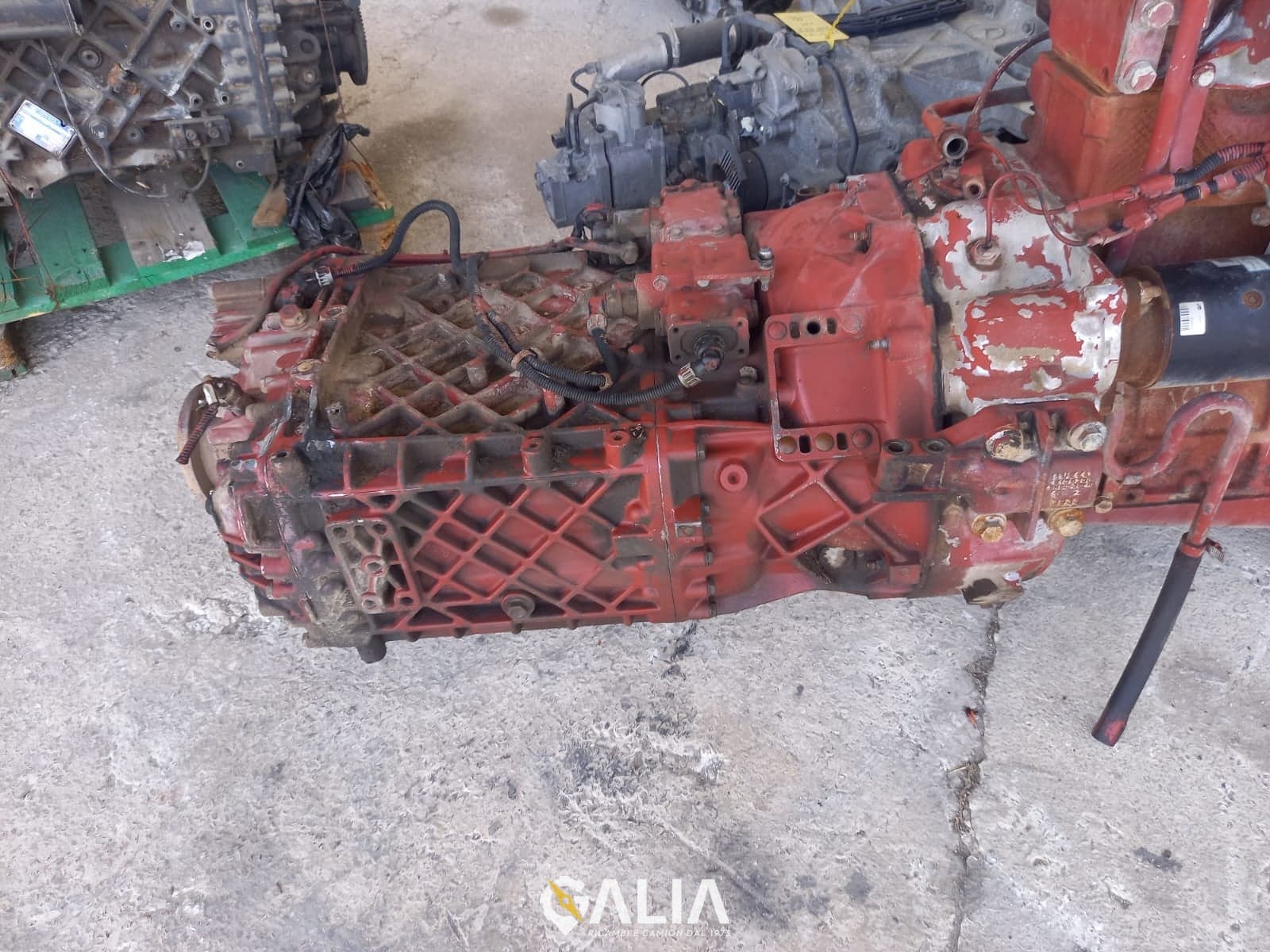 IVECO EUROTECH 240E38 - ZF 16S151 - Main